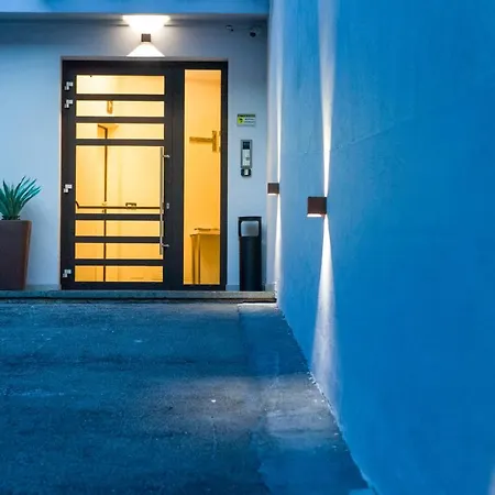 Turinhometown Apartahotel