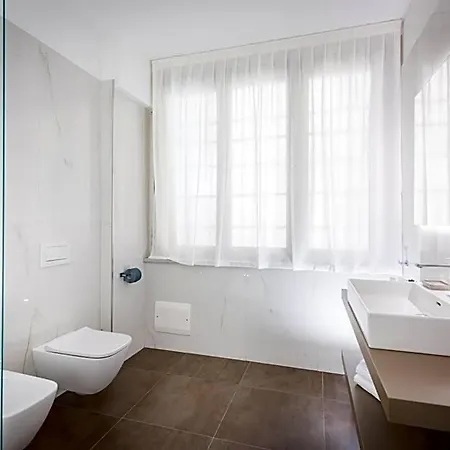 Turinhometown شقة فندقية 4*