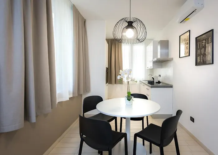 Turinhometown Apartahotel